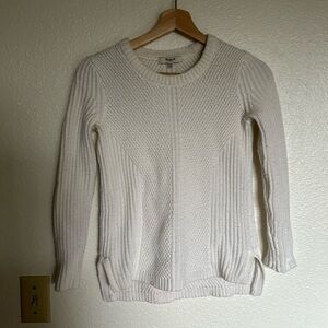 Madewell white pullover sweater. Size Xxs
